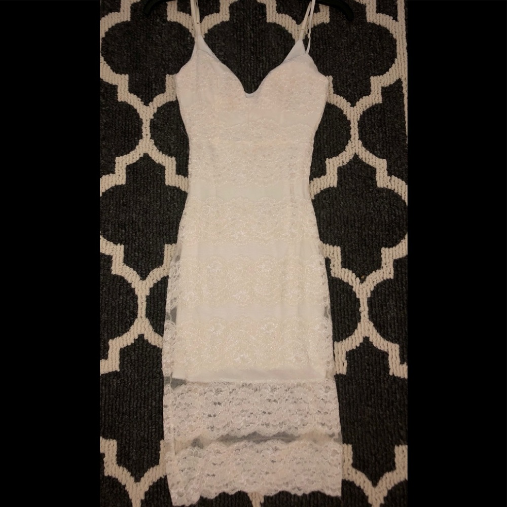 Papaya off-white spaghetti strap dress.  Size S